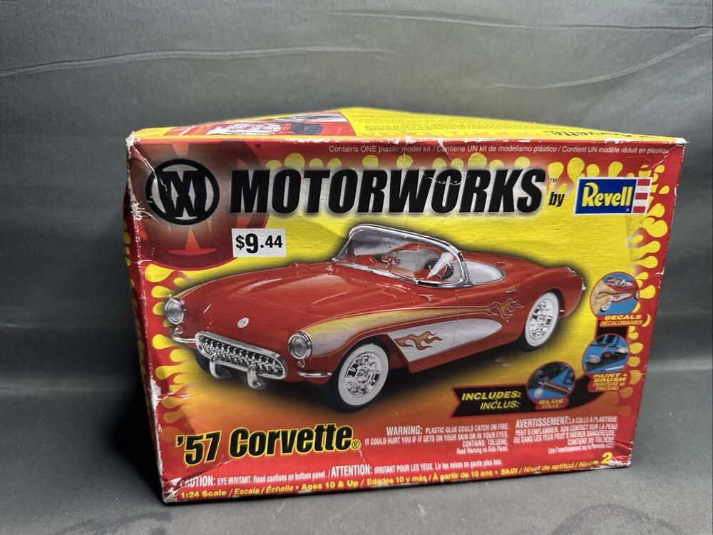 Revell Motor Works '57 Corvette Model Kit #85-1254 *MOTORWORKS Open Box